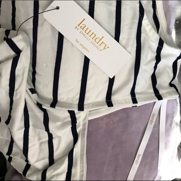 Laundry by Shelli Segal NWT Striped Cloud Dancer Cold Shoulder Top in XL - Picture 7 of 10